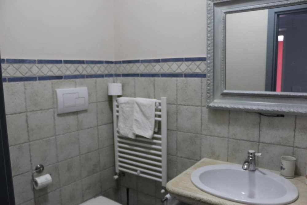 Photo 42