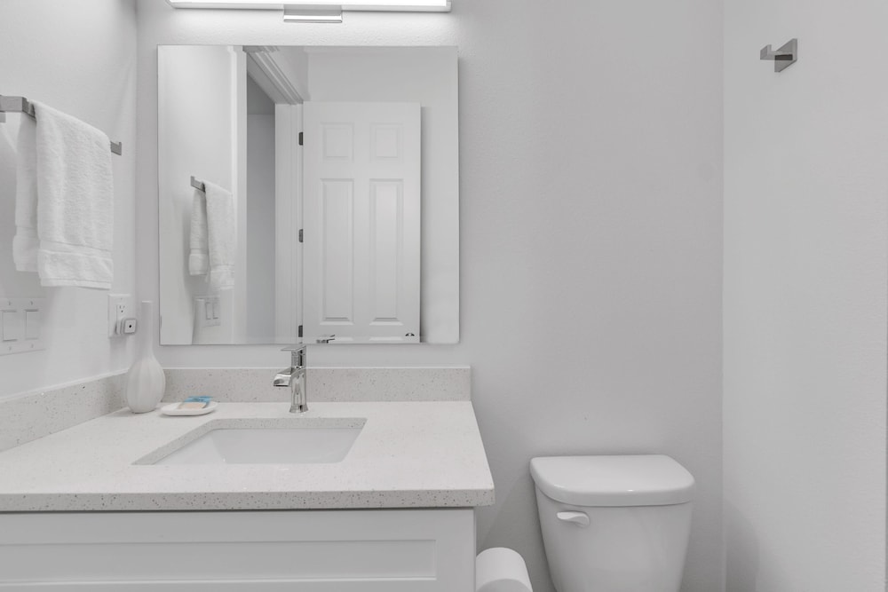 Azul Townhomes A3 - Sunrise
