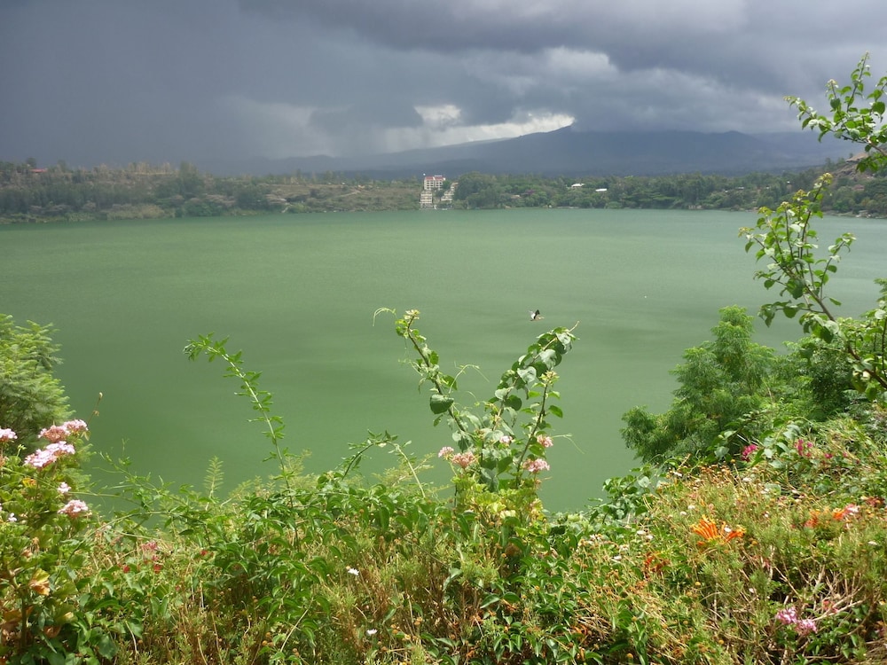 Babogaya Lake Viewpoint Lodge