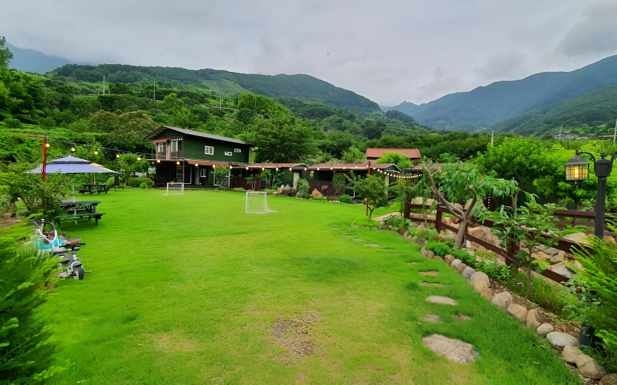 Hadong Sansuae Pension