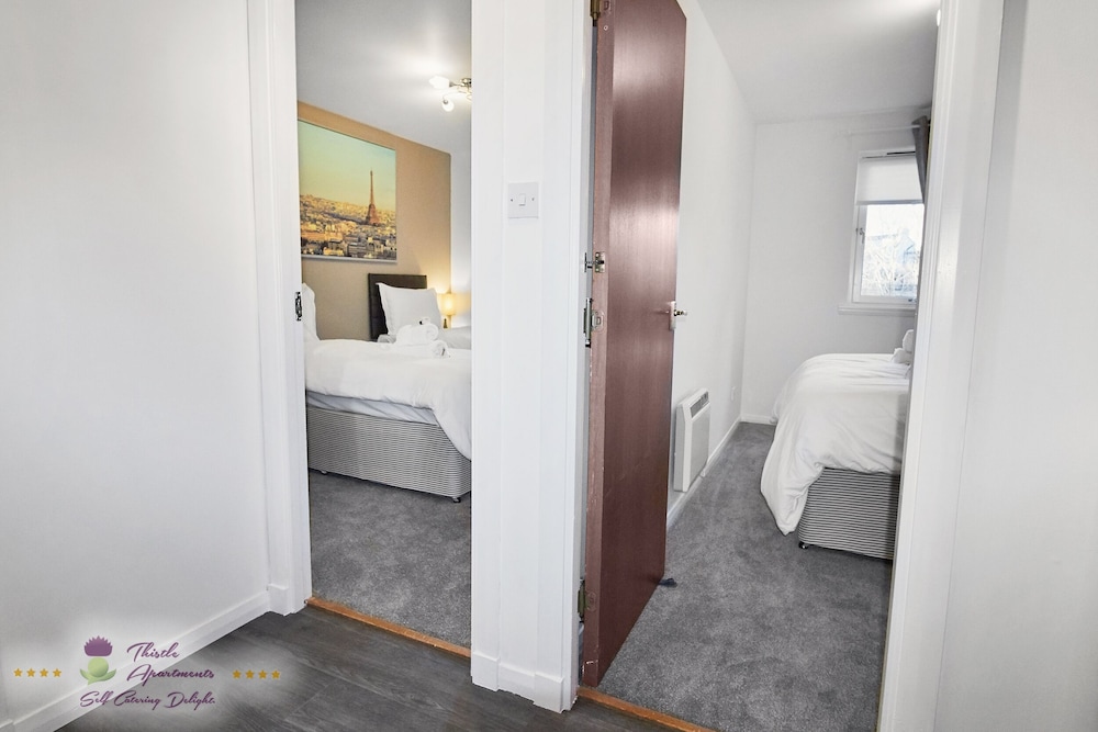 Thistle Apartments - City View Apartment