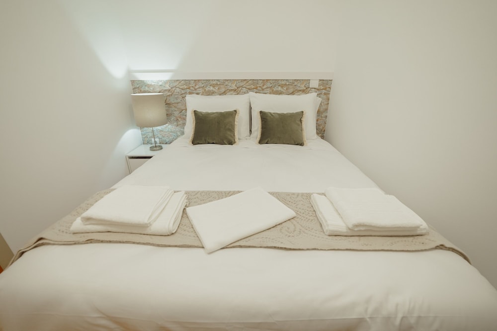 City Center Comfort Apartment A by Vacationy