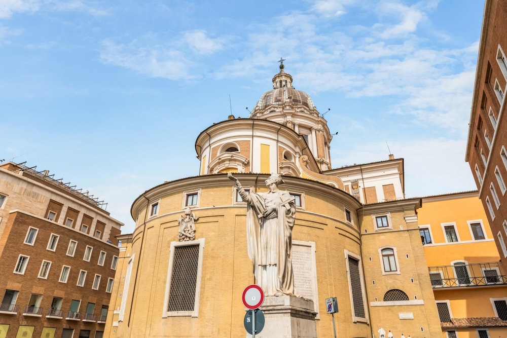 Charm and Style by The Spanish Steps