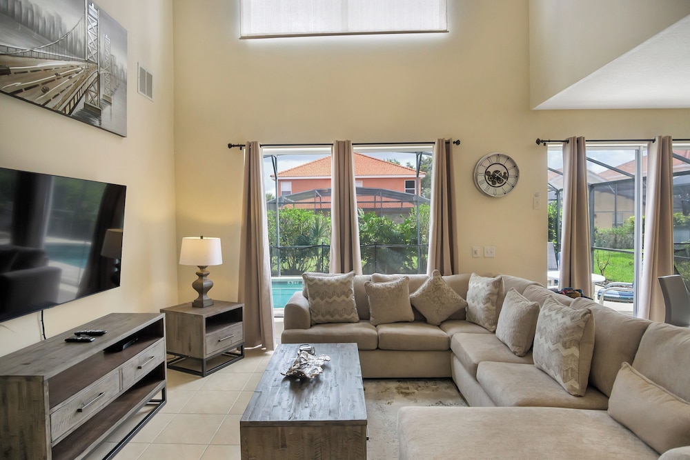Enchanted 5BR Townhome Disney Fun Awaits