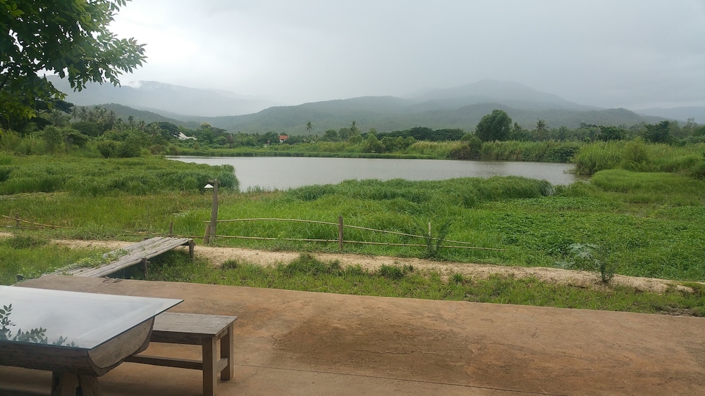 Phu-Anna Eco House