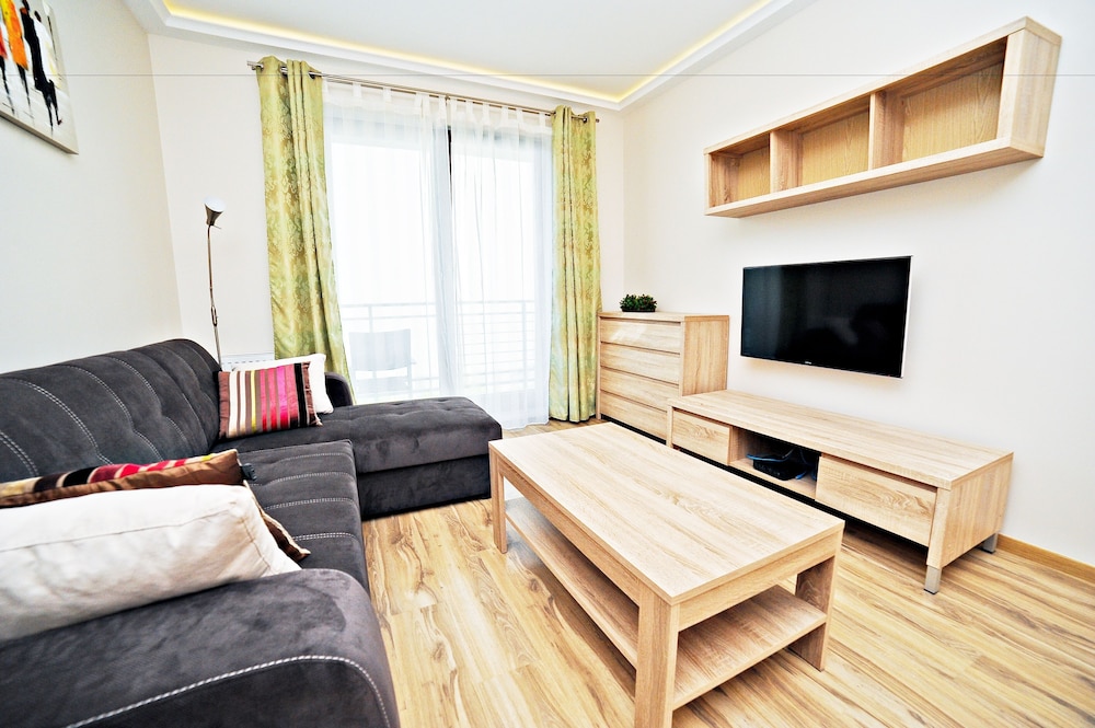 Grand Apartments