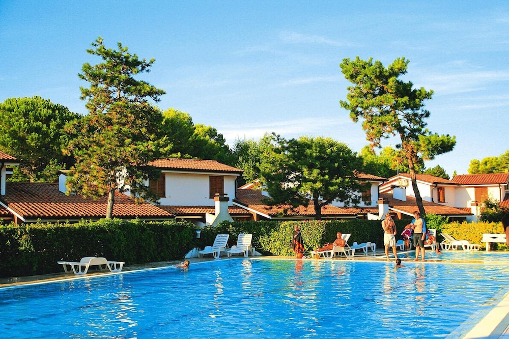 Apartment in Italy Near Sandy Beach