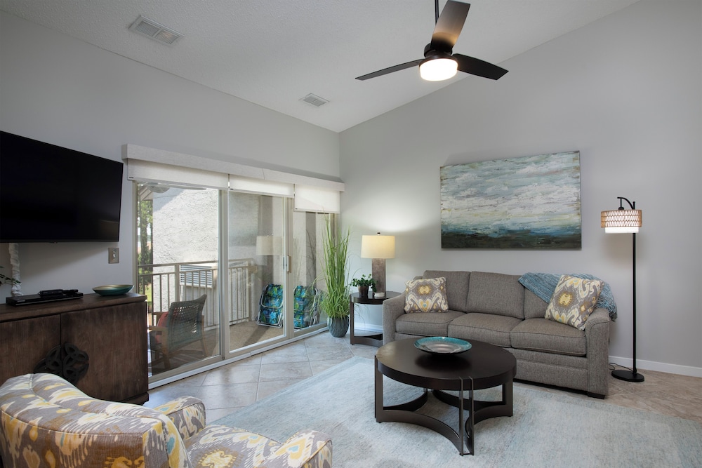 1718 Bluff Villas at The Sea Pines Resort