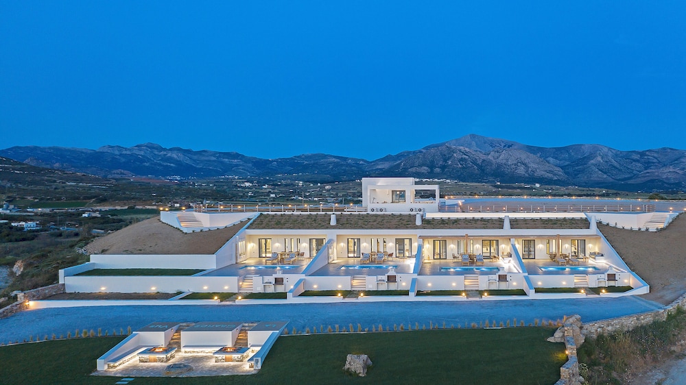 La Grande Vue Private Villas