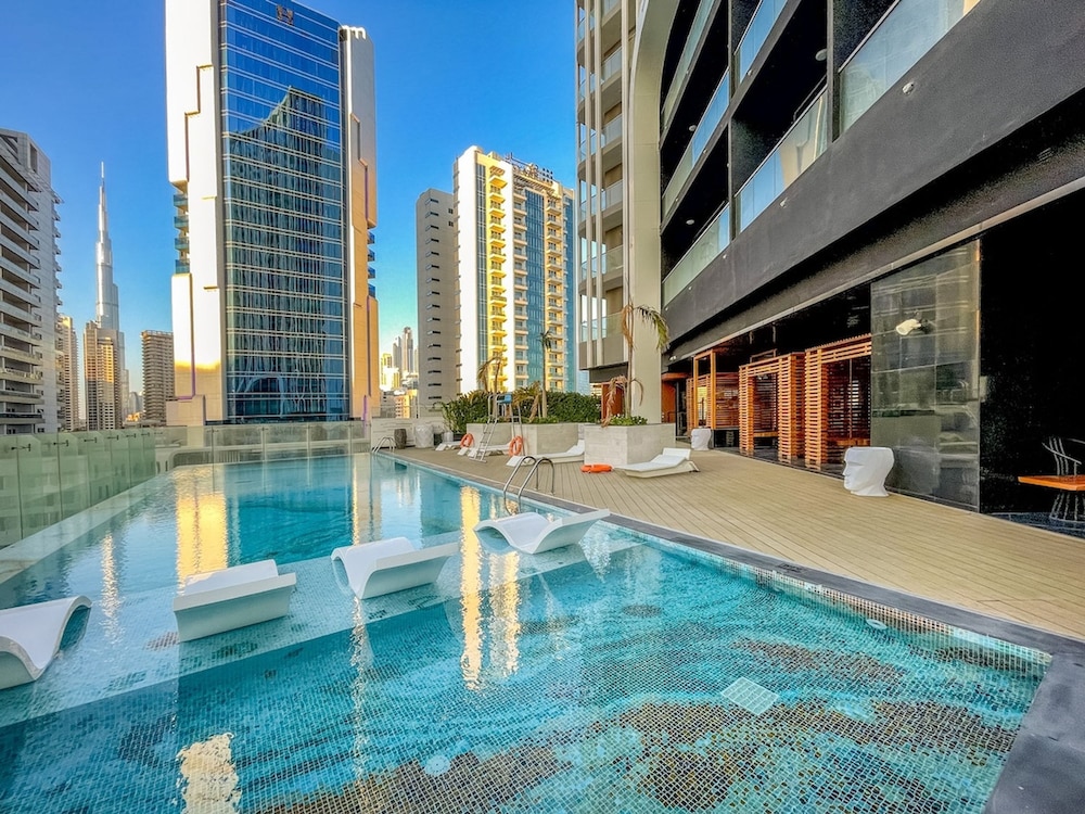 Awesome Studio Apartment With Burj Khalifa View at Business Bay