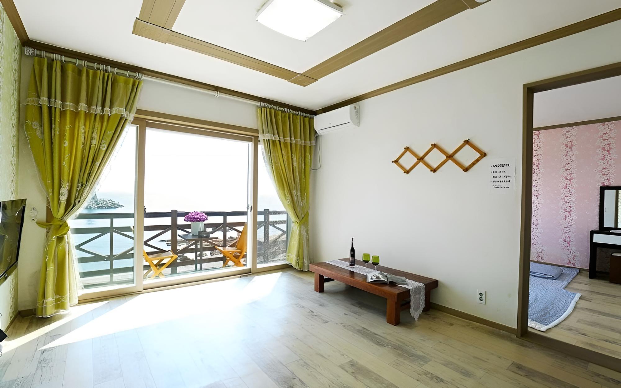 Gyeongju Dorothy Pension view 2