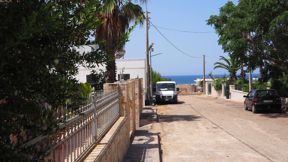 Villa Bellavista 8 Guests 3 Bedrooms by the sea