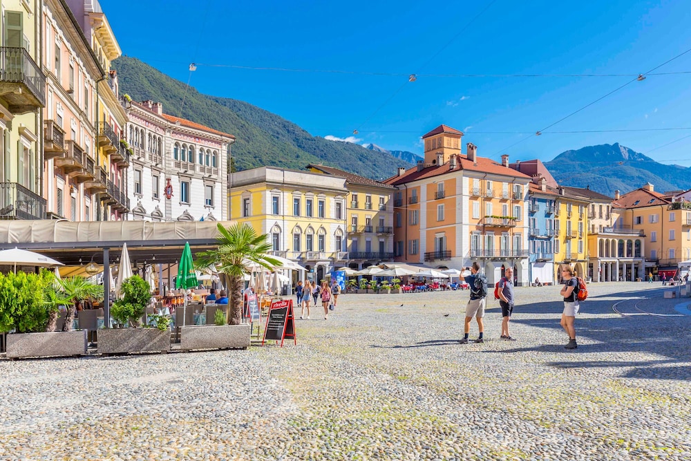 Locarno City Apartments view 4