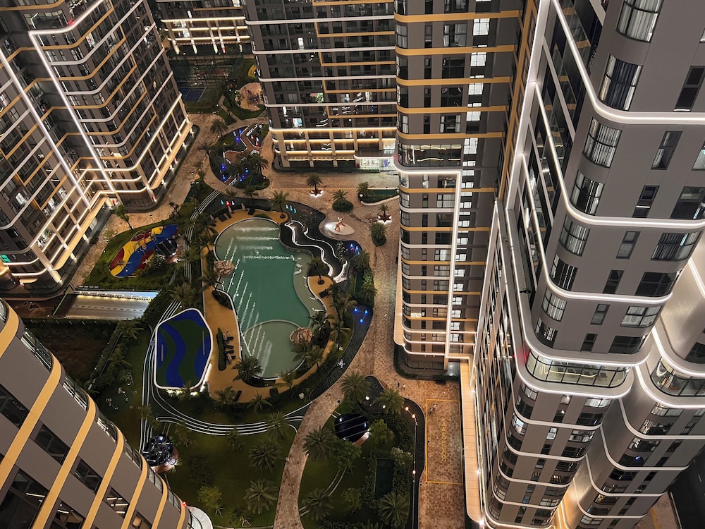 Vinhomes Grand Park-The Beverly Hills