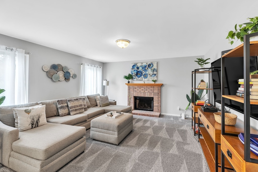 Victors Homebase 4 Bedroom Home