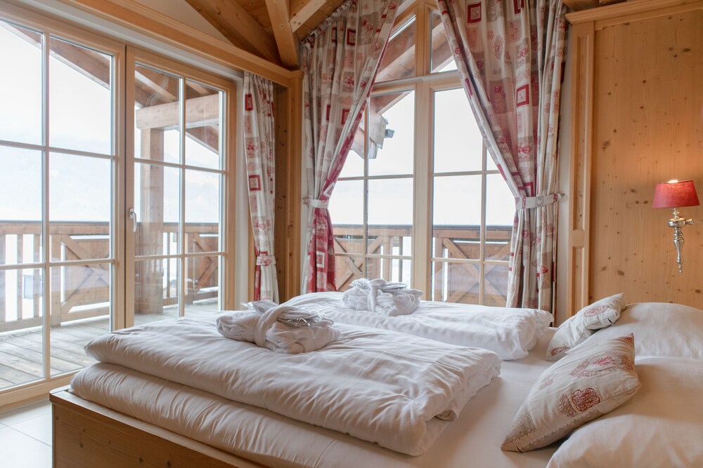 AvenidA Panorama Chalet by Alpin Rentals