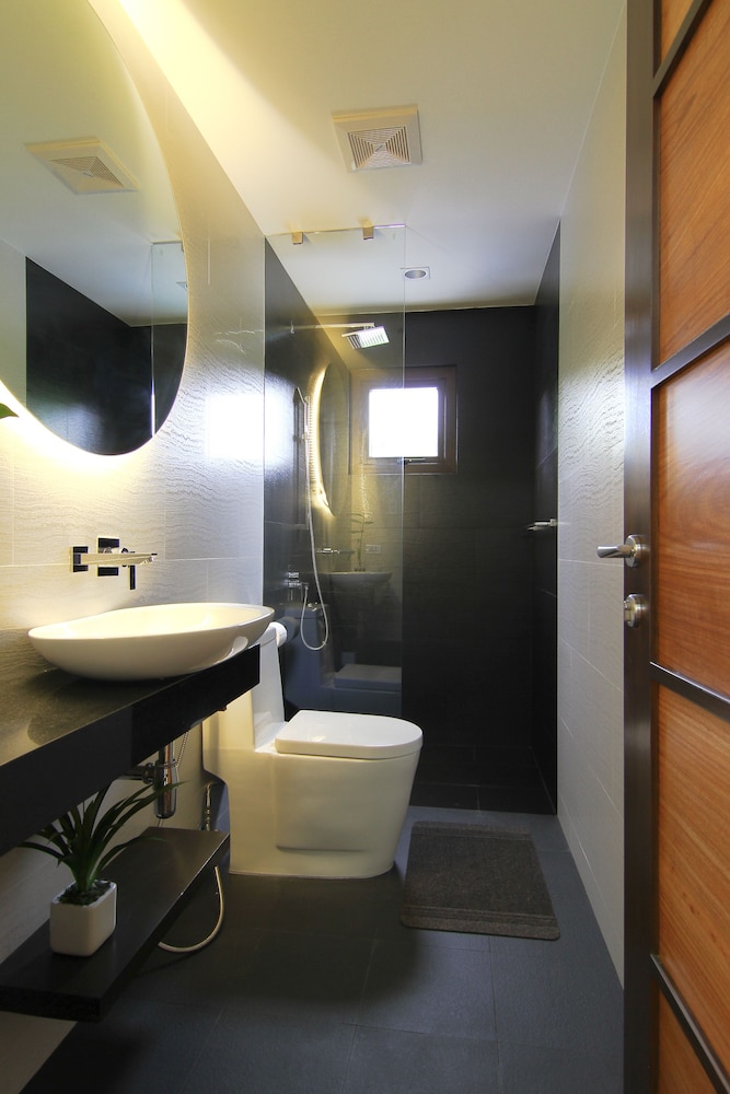 Boracay Suites