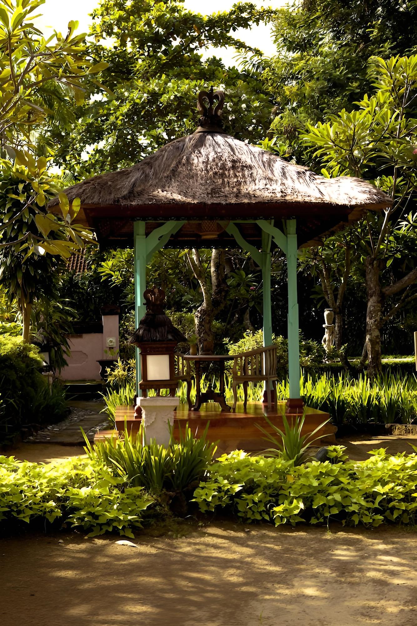 La Taverna Suites
