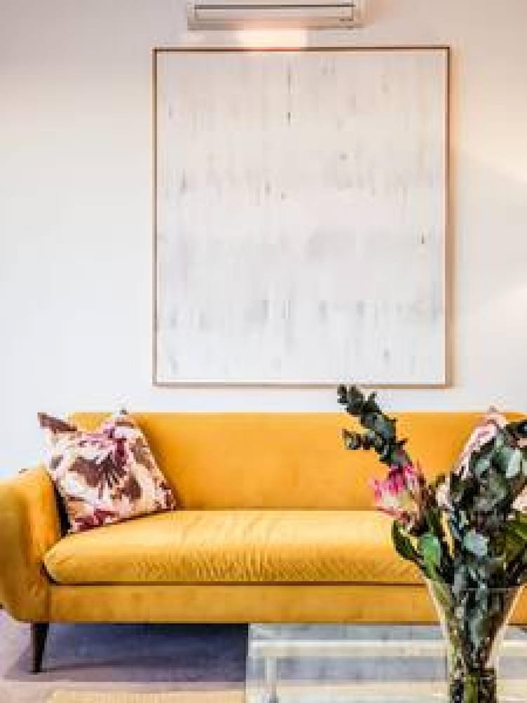 Immaculate Camps Bay Villa w Jacuzzi Views Pool Villa Grenache view 4