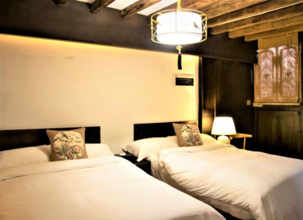 Colorful Mountain Boutique Inn