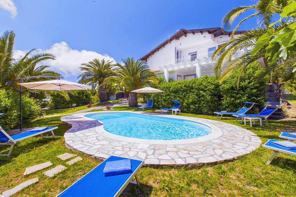 Villa Massa