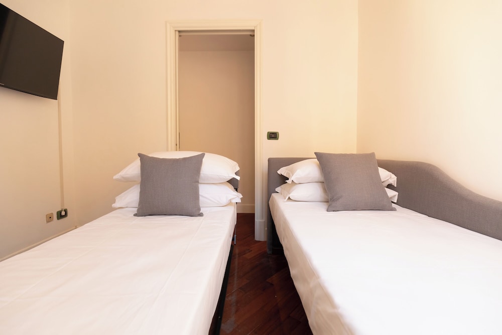 Pantheon Apartments