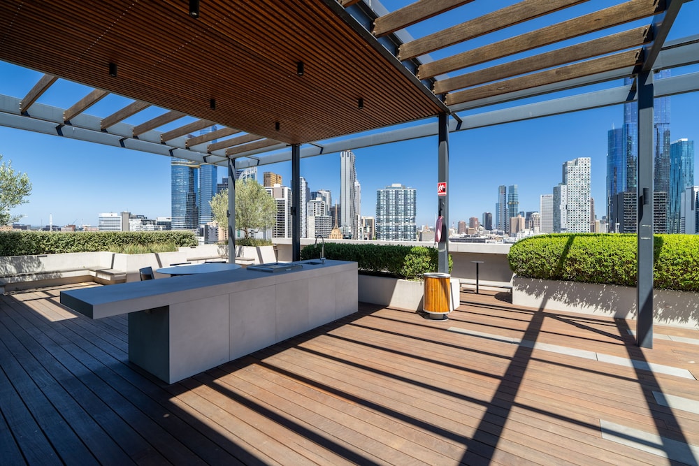 The Eminence Apartments by CLLIX