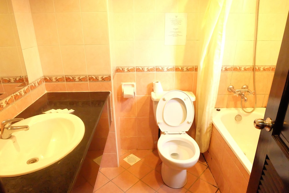 North Borneo Paradise @ Marina Court Resort Condo