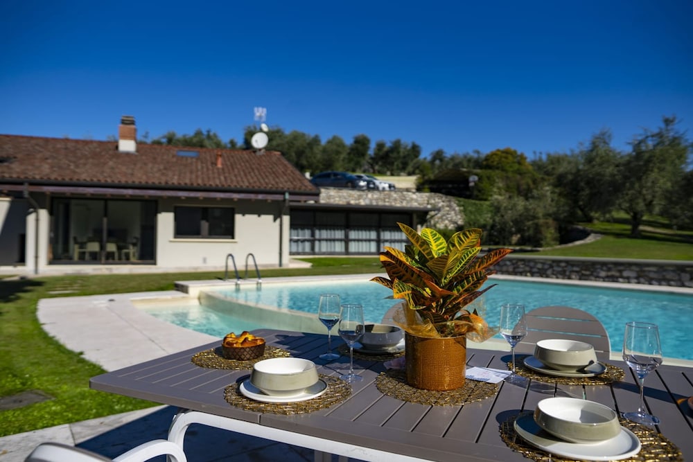 Villa Anna Lake View