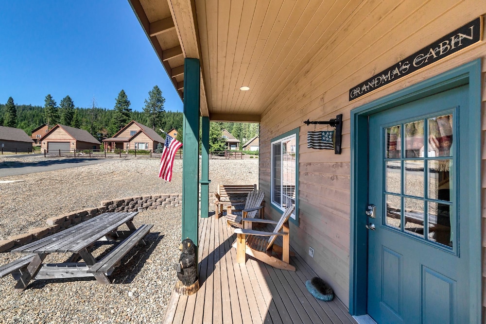 Wintergreen Retreat