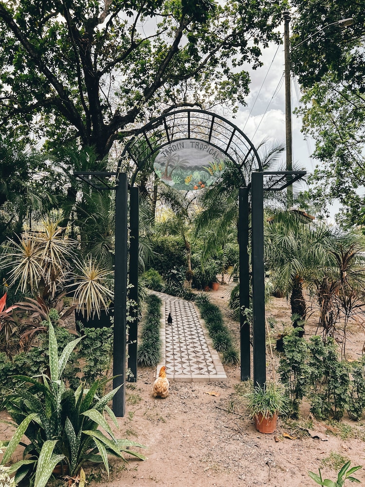 Quinta Pavo Real by Acomodo