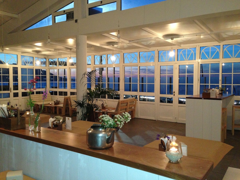 ArtSurfCamp - Hostel photo 2