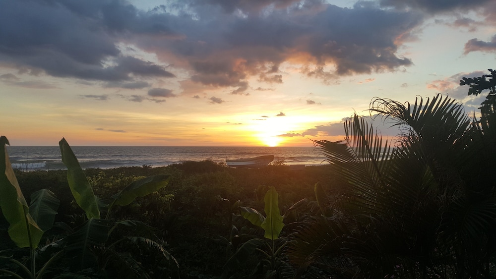 Salt Escapes Nicaragua - Bella Casas