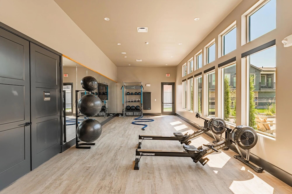 Landing Apartments Denver - Firestone