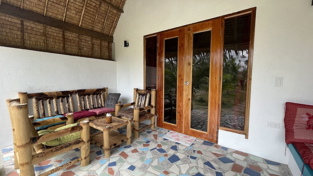 Footprints Beach Resort 31