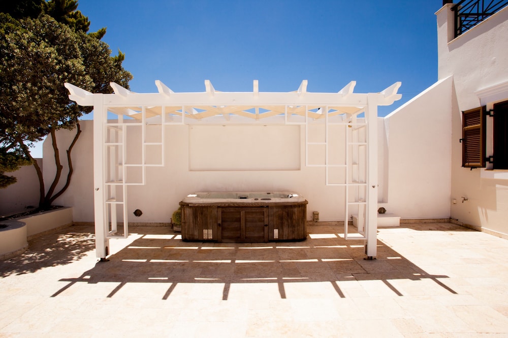 Grand Villa Santorini view 2