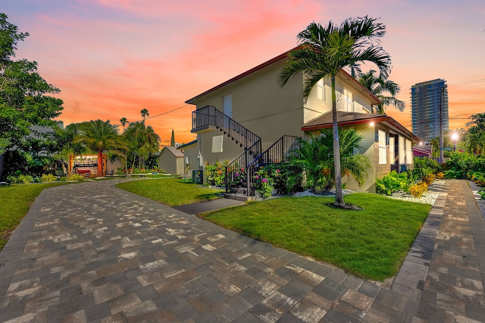 Immaculate 3-bed House in West Palm Beach view 3