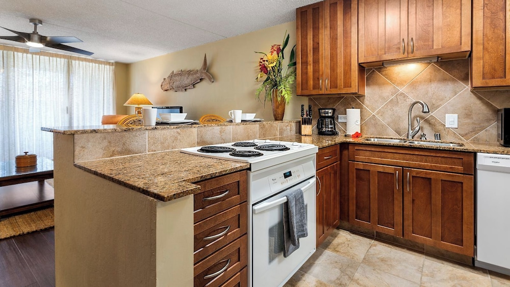 AC - Easy Walk to Restaurants Shopping - Concierge Included - Vrkcv