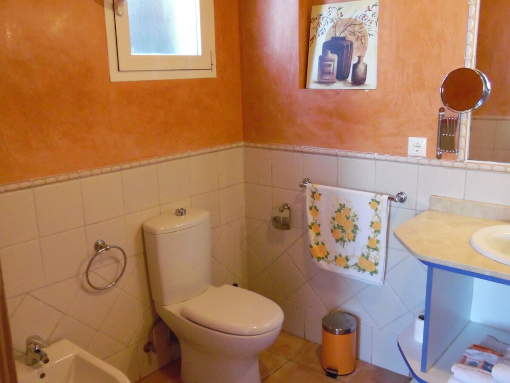 Detached House With Private Pool Near the Beach photo 5