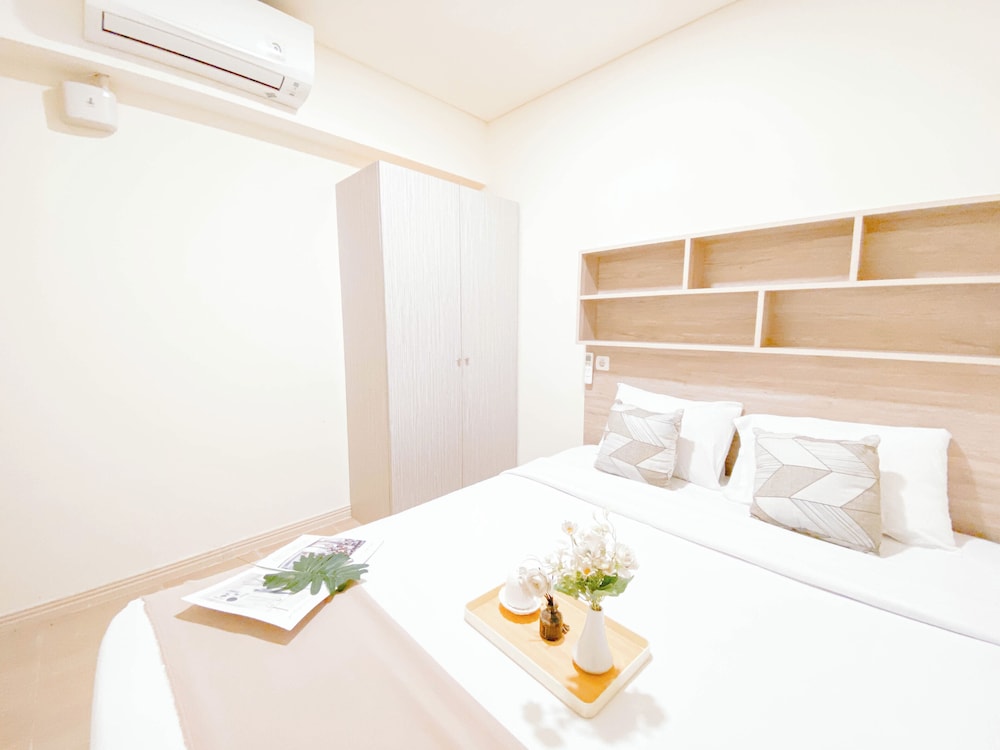 Minimalist and Cozy Living 2BR Meikarta Apartment