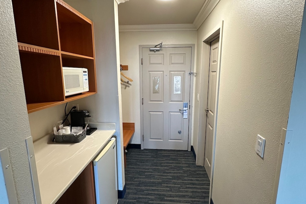 Coratel Inn Ocean Shores Extended Stay