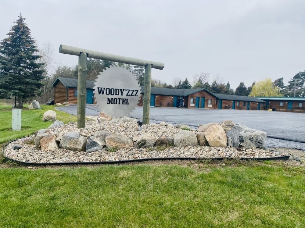 Hotel Woodyzzz Motel