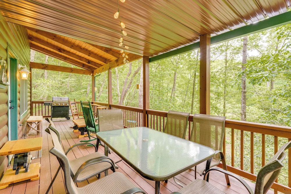 Game Room & 3-story Deck at Lake Hiwassee Hideaway