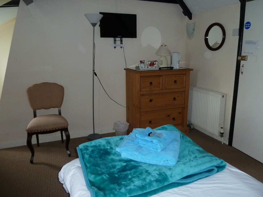 Mid Wales Inn