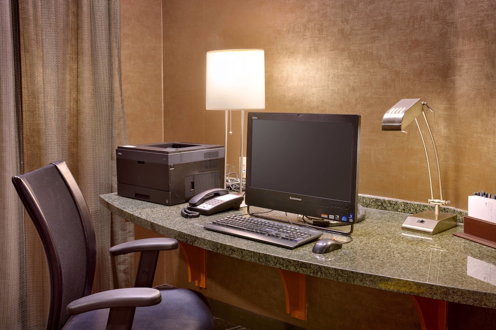 Springhill Suites by Marriott Thatcher, Foto 16