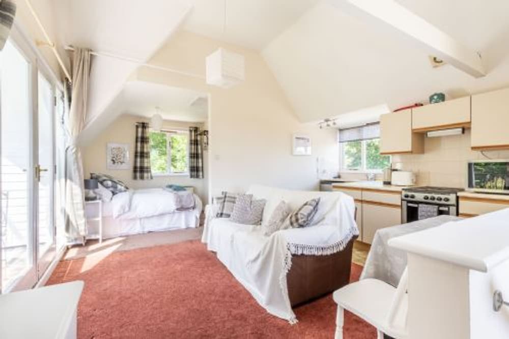 Host Stay The Lodge at Alderfen View view 4