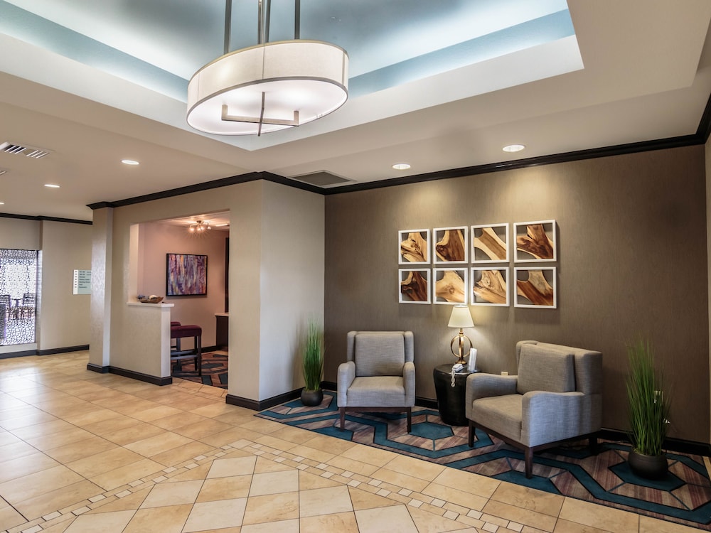 Farmington Vacations - Holiday Inn Express Suites Farmington, an IHG Hotel - Property Image 39