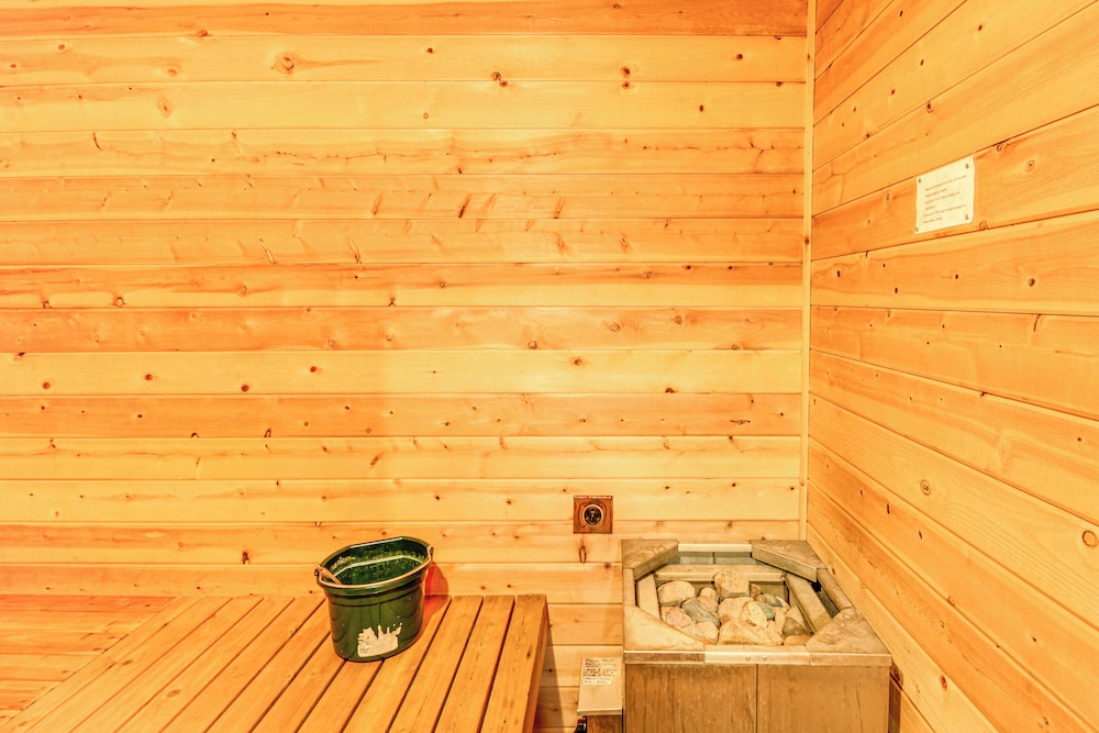 Sauna + Deck: Wooded Cabin on Lake Vermilion!