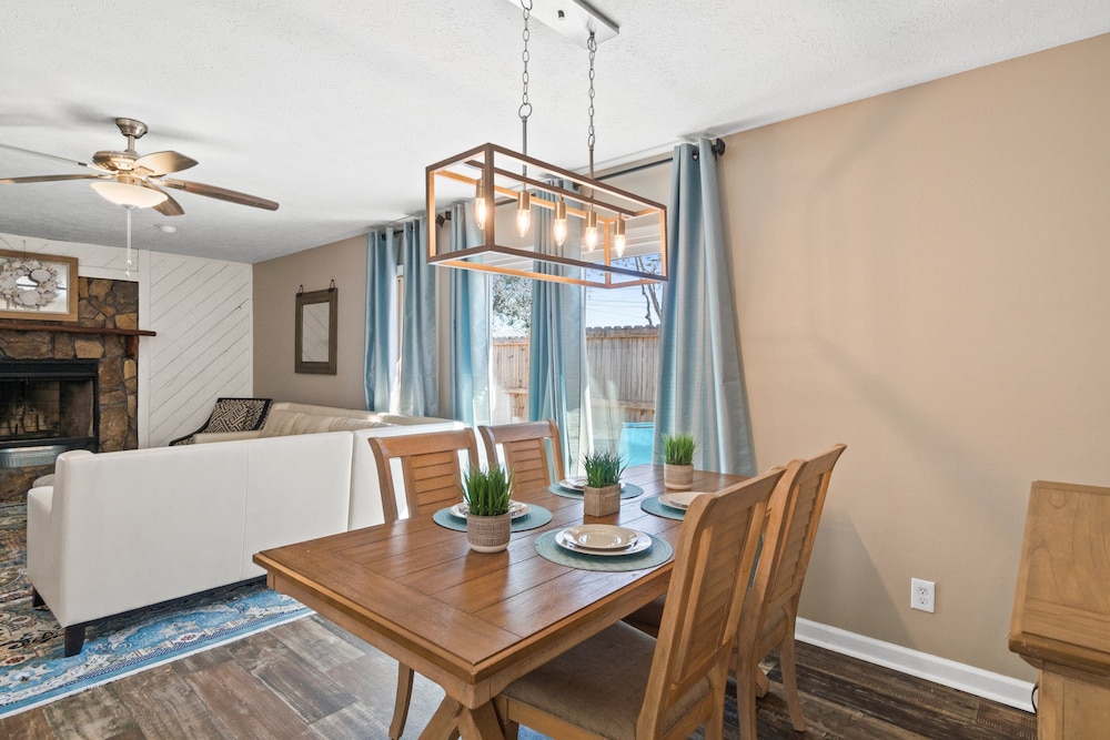 Beachy Bonanza by Book That Condo