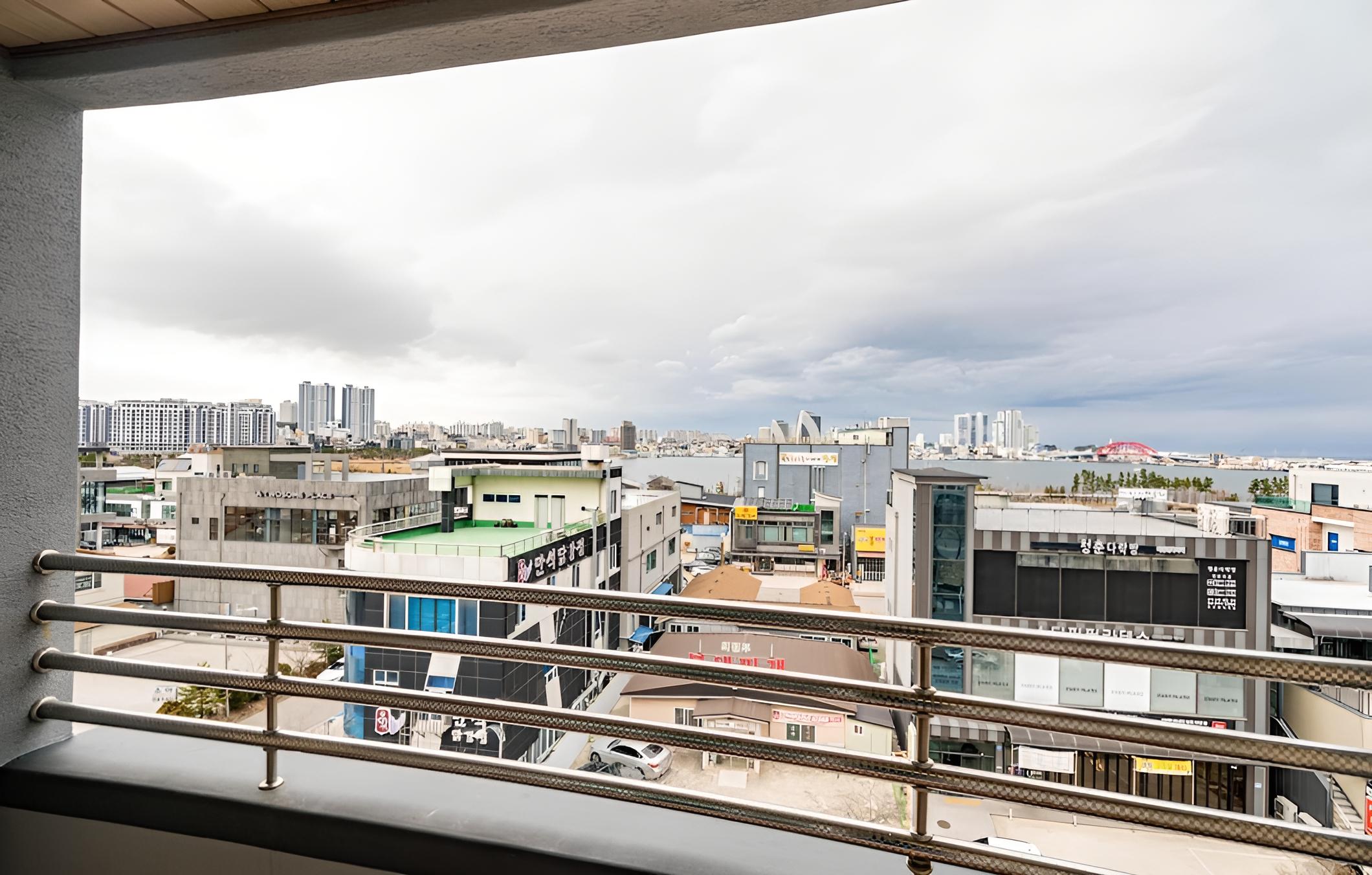 Sokcho Hotel Cheongcho view 2